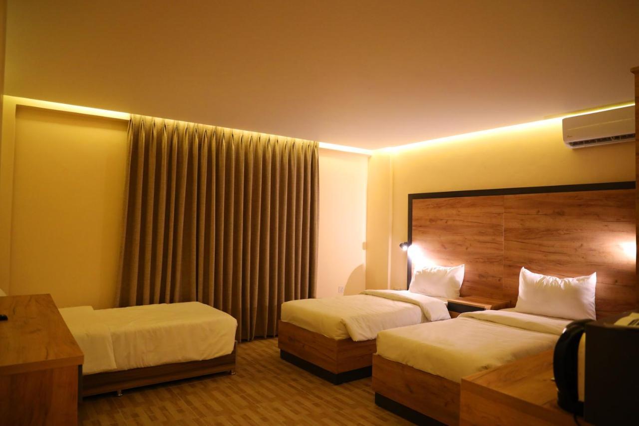 The Palm Hotel Akaba Eksteriør bilde